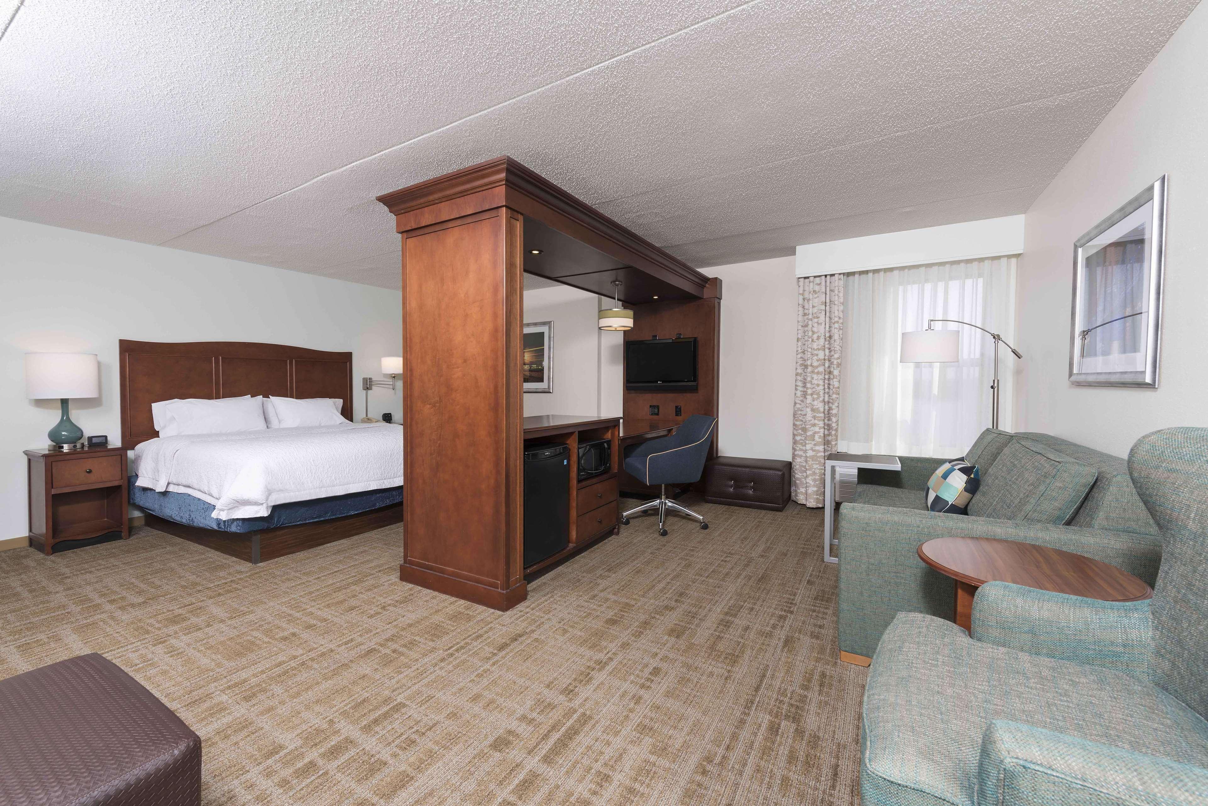 Hampton Inn Grand Rapids/North Walker Bagian luar foto