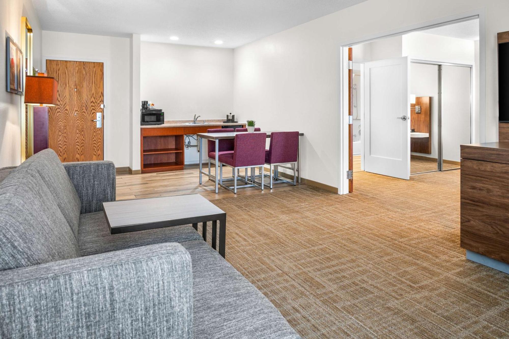 Hampton Inn Grand Rapids/North Walker Bagian luar foto