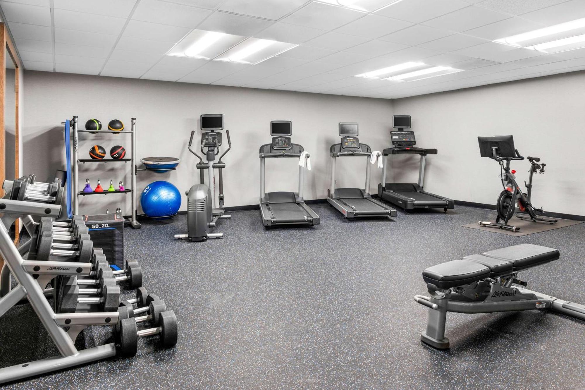 Hampton Inn Grand Rapids/North Walker Bagian luar foto
